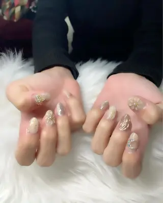 ネイル アリスローザ yukiのネイルデザイン