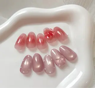 ネイル 伊藤 菜緒のネイルデザイン