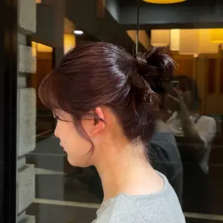 セミロング カラー 林 小桃のヘアスタイル