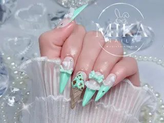 ネイル Mika Nails 心斎橋のネイルデザイン