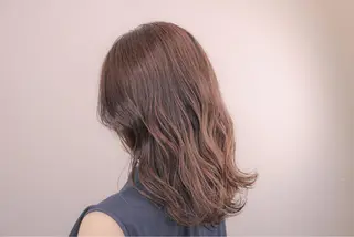 ミディアム 透明感カラー🇰🇷 レイヤー✨桑原　研太のヘアスタイル
