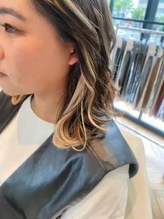 ミディアム 増井 彩乃のヘアスタイル