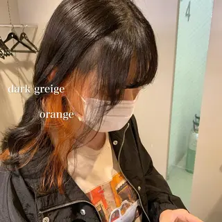 ロング カラー 抜け感レイヤー︴ ニュアンスカラーのヘアスタイル