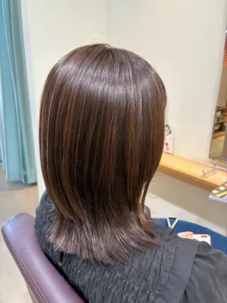 ミディアム 石原 陽菜のヘアスタイル