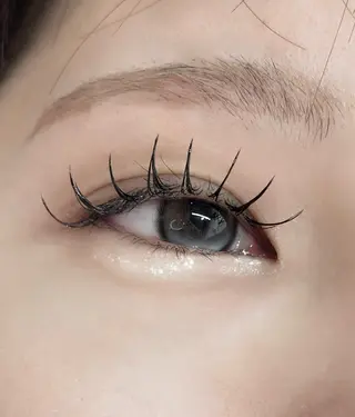 マツエク・マツパ 束感まつげ🎀美眉 NANAMIのマツエク・マツパデザイン