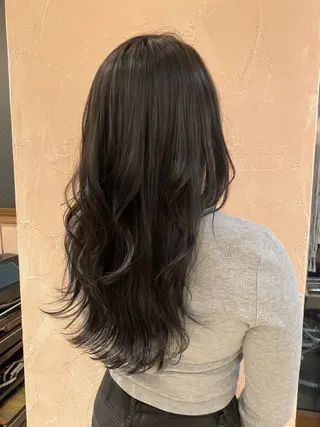 ロング MORISHITA HARUKAのヘアスタイル