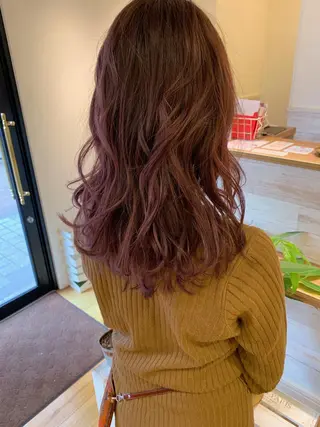 ロング カラー 小田 孝一のヘアスタイル