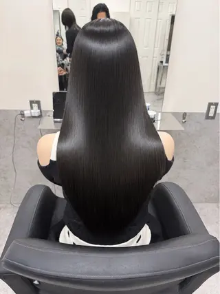 ロング 🫧とぅるん艶髪🫧 透明感カラー×猿渡のヘアスタイル