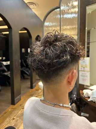 パーマ メンズ 🐲ツイスパ🐲 フェード/龍のヘアスタイル