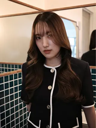 ロング 井上 詩響のヘアスタイル