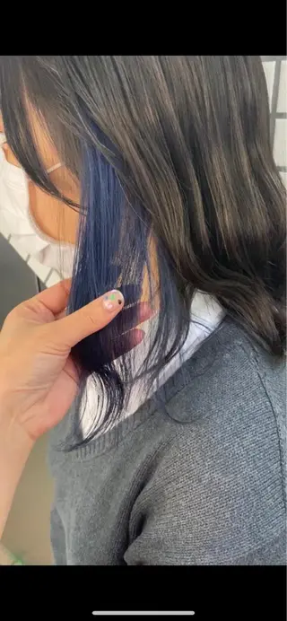 ミディアム 🐩透明感ミルクティ ーピンクニイナ🐩のヘアスタイル