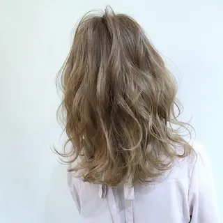 セミロング 松本 千夏のヘアスタイル