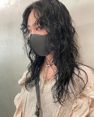 セミロング カラー パーマ 優作 〜圧倒的信頼〜のヘアスタイル
