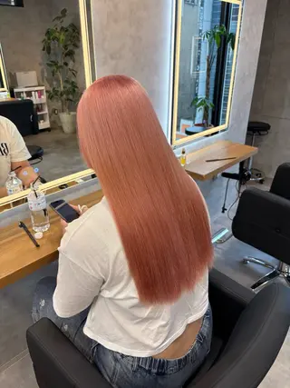 ロング カラー パーマ 透明感ブリーチカラー 🌈TOMOHIROのヘアスタイル