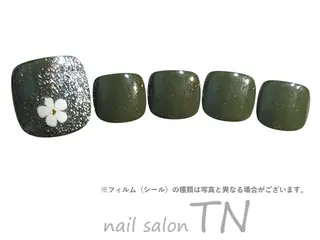 ネイル 花 音のネイルデザイン