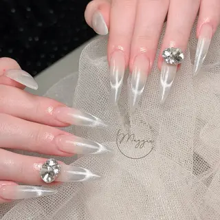 ネイル Maggie Nail🦩のネイルデザイン