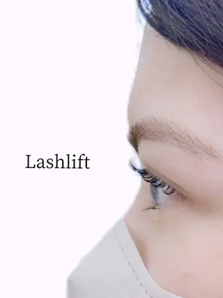 マツエク・マツパ HBLディプロマ所有 AZUSAのヘアスタイル
