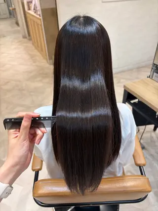 ロング 小川 ルミナのヘアスタイル
