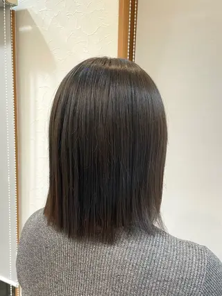 カラー 千葉 美咲のヘアスタイル