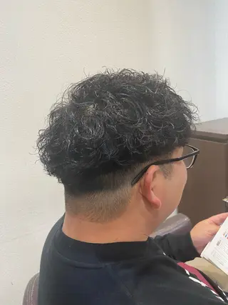 パーマ メンズ 仲井 充のヘアスタイル