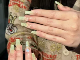 ネイル TS. nails___のネイルデザイン