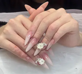 ネイル Anmi Nail 新宿のネイルデザイン