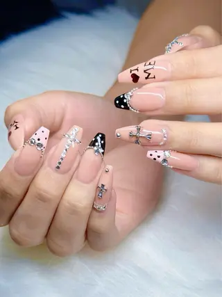 ネイル NAILS BAR SHINJUKUのネイルデザイン