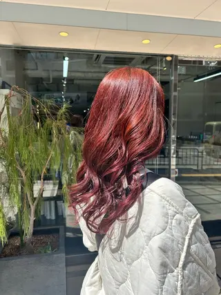 カラー 西村 優那のヘアスタイル