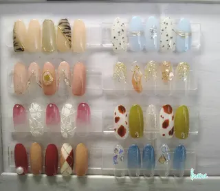 ネイル LUANA TAKAHASHIのネイルデザイン