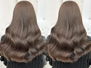 ロング 顔まわりレイヤー/諒 オリーブカラー/天神のヘアスタイル