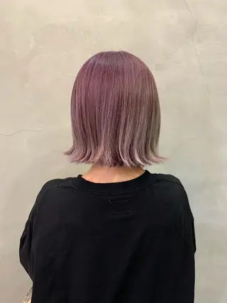 ショート カラー wakana/ 柔らかベージュカラーのヘアスタイル