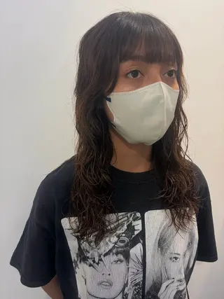 セミロング パーマ cana 札幌レイヤースタイルのヘアスタイル