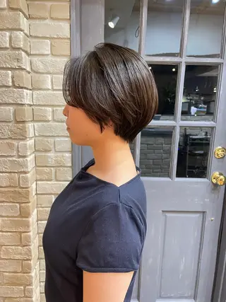 ショート レイヤースタイル⭐️ 村上のヘアスタイル