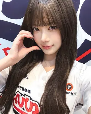 ロング カラー ラベンダー💜 グレージュ🩶のヘアスタイル