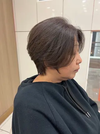 ショート レイヤーカット 小飯田　武斗のヘアスタイル