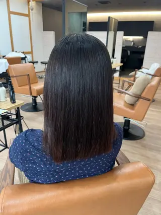 ミディアム 岩田 樹美のヘアスタイル