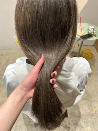 ロング カラー キノシタ ユウナのヘアスタイル