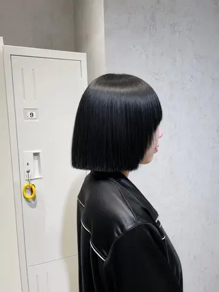 ショート 赤み消し艶カラー✨️ DAIGOのヘアスタイル