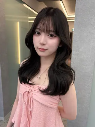 ロング カラー 家村 茉由のヘアスタイル
