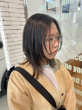 ミディアム 岩下 侑里のヘアスタイル