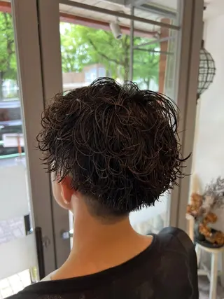 ショート パーマ 【本陣】カット カラーパーマ朝岡 慧のヘアスタイル