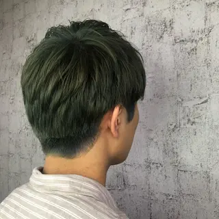 カラー メンズ 小顔レイヤー/ ベージュ🤍Rieのヘアスタイル