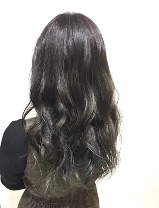 セミロング カラー ぱつっとボブ/ 小野あかねのヘアスタイル