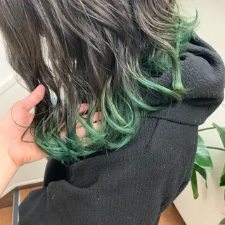 セミロング カラー ヘアアレンジ サナ🌱 切りっぱなしボブのヘアスタイル