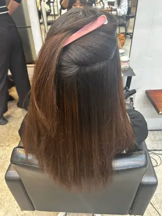 ロング 小森田 果怜 カラー、縮毛矯正のヘアスタイル