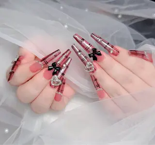 ネイル Lenie Nail Salonのネイルデザイン