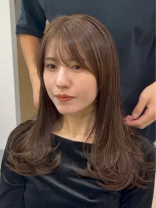 セミロング 溝口 開世のヘアスタイル