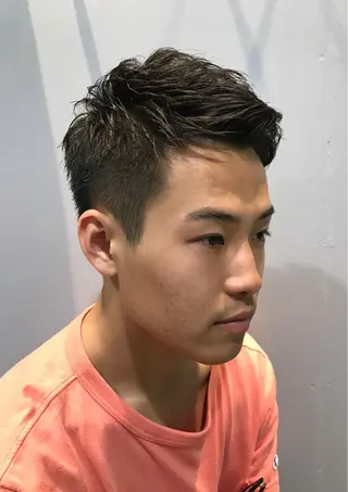 ショート メンズ 山下 亮輔のヘアスタイル