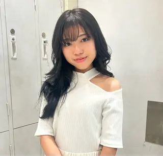 セミロング カラー 寺田 雅のヘアスタイル