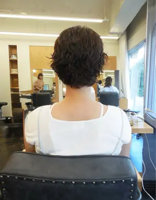 ショート パーマ karin🌛ボブ/ 透明感たっぷりカラーのヘアスタイル
